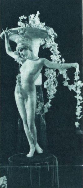 Fichier:WinterGarden1929c.jpg
